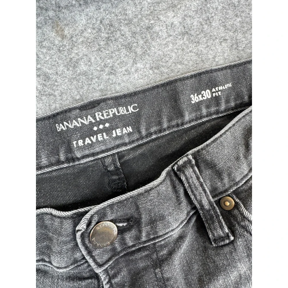 Banana Republic Travel Jeans Mens 36x30 Gray Stretch Athletic Fit Denim Pants